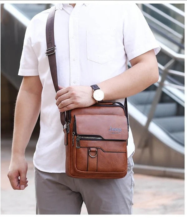 Bolsa Transversal de Couro Masculina + Brinde Exclusivo